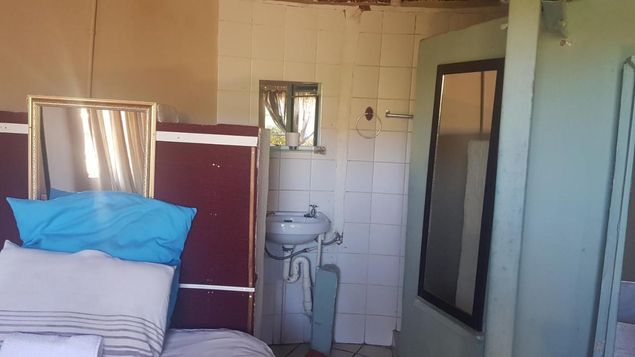 Lejone Chocks Guest House מראה חיצוני תמונה