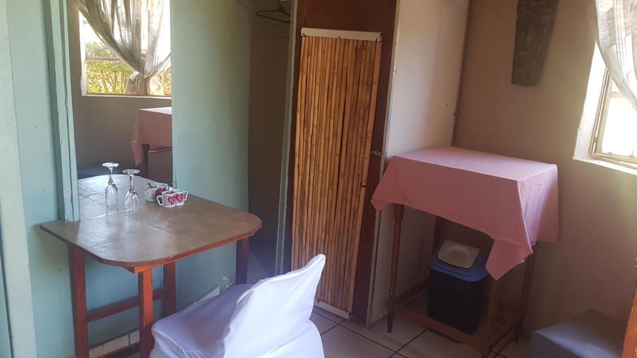 Lejone Chocks Guest House מראה חיצוני תמונה