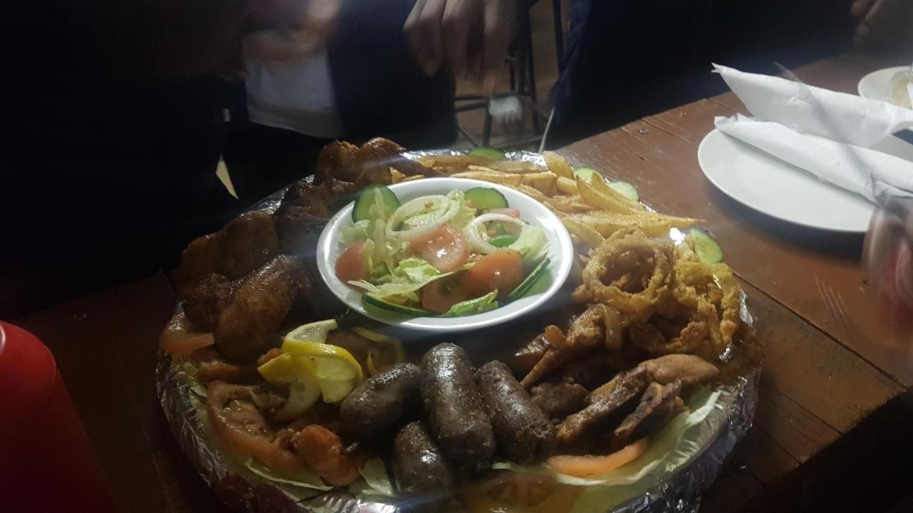 Lejone Chocks Guest House מראה חיצוני תמונה